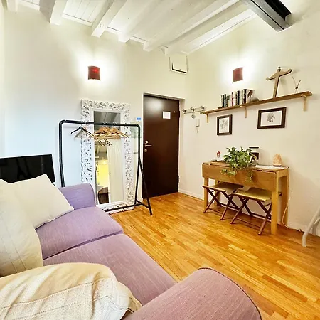 Apartment Flat In - Navigli